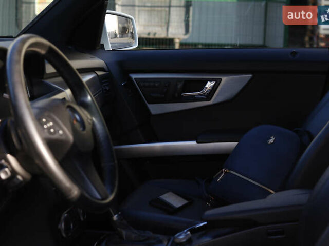 Белый Мерседес ГЛК-Класс, объемом двигателя 2.14 л и пробегом 360 тыс. км за 11900 $, фото 31 на Automoto.ua