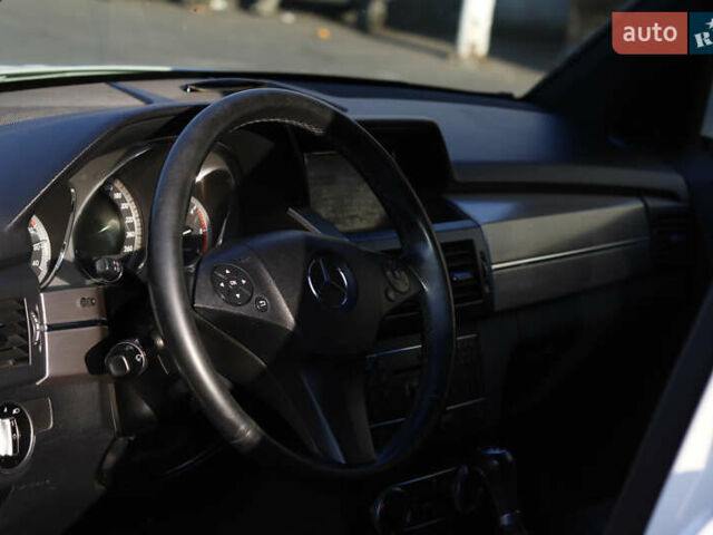 Белый Мерседес ГЛК-Класс, объемом двигателя 2.14 л и пробегом 360 тыс. км за 11900 $, фото 32 на Automoto.ua