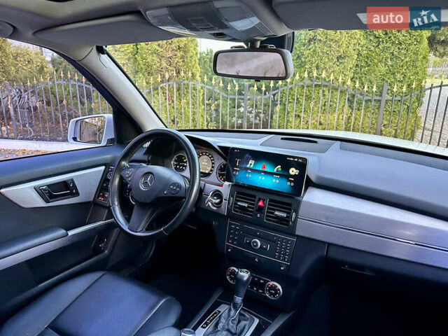 Белый Мерседес ГЛК-Класс, объемом двигателя 2.14 л и пробегом 285 тыс. км за 16300 $, фото 15 на Automoto.ua