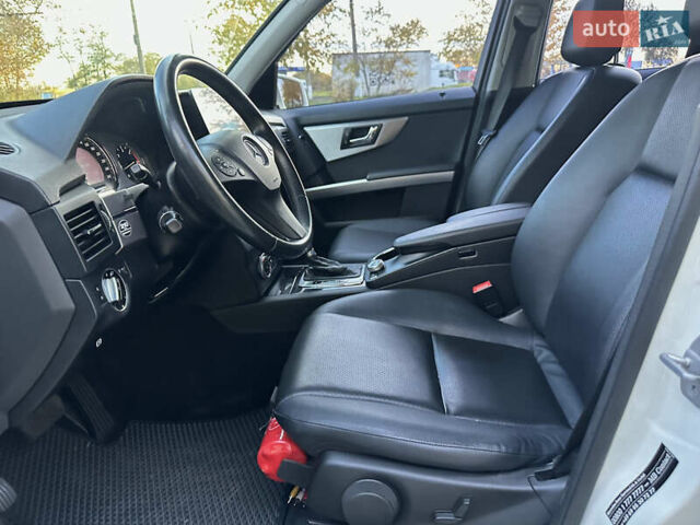 Белый Мерседес ГЛК-Класс, объемом двигателя 2.14 л и пробегом 285 тыс. км за 16300 $, фото 29 на Automoto.ua