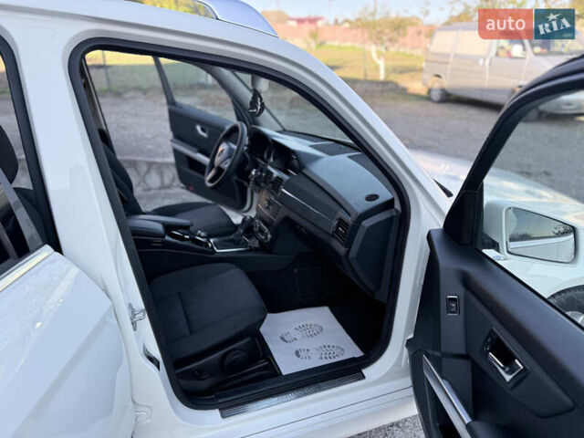 Белый Мерседес ГЛК-Класс, объемом двигателя 2.14 л и пробегом 265 тыс. км за 11800 $, фото 17 на Automoto.ua