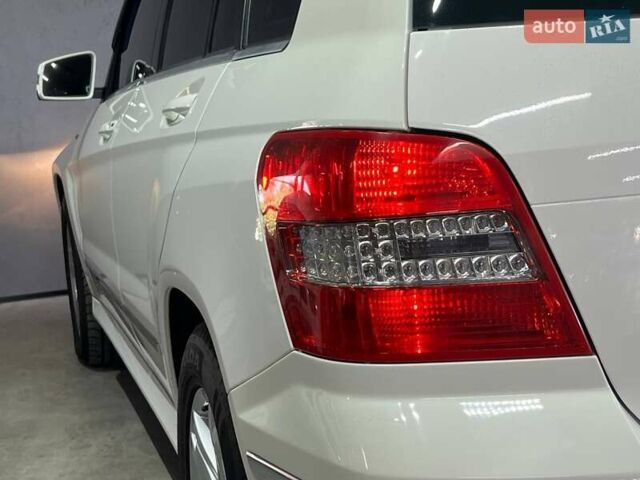 Белый Мерседес ГЛК-Класс, объемом двигателя 2.14 л и пробегом 191 тыс. км за 14500 $, фото 4 на Automoto.ua