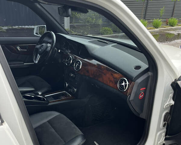 Белый Мерседес ГЛК-Класс, объемом двигателя 2.14 л и пробегом 130 тыс. км за 19000 $, фото 5 на Automoto.ua