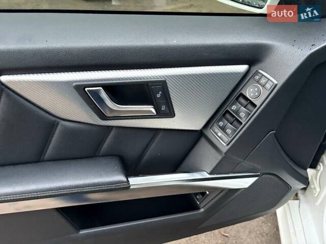 Белый Мерседес ГЛК-Класс, объемом двигателя 2.14 л и пробегом 148 тыс. км за 17300 $, фото 16 на Automoto.ua