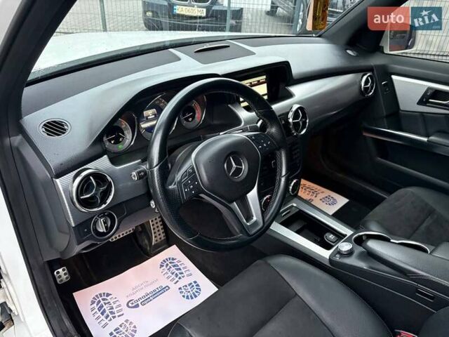 Белый Мерседес ГЛК-Класс, объемом двигателя 2.14 л и пробегом 148 тыс. км за 17300 $, фото 9 на Automoto.ua