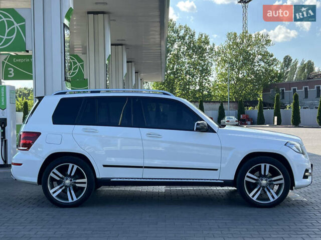 Мерседес ГЛК-Класс 2013 в Одессе на Automoto.ua Белый Мерседес ГЛК-Класс, объемом двигателя 1.99 л и пробегом 114 тыс. км за 17900 $, фото 5 на Automoto.ua