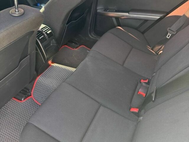 Белый Мерседес ГЛК-Класс, объемом двигателя 2.1 л и пробегом 360 тыс. км за 15000 $, фото 6 на Automoto.ua