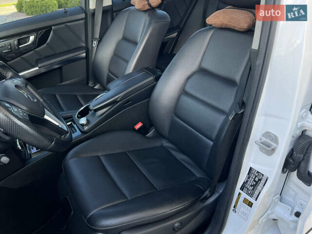 Белый Мерседес ГЛК-Класс, объемом двигателя 1.99 л и пробегом 114 тыс. км за 17200 $, фото 16 на Automoto.ua