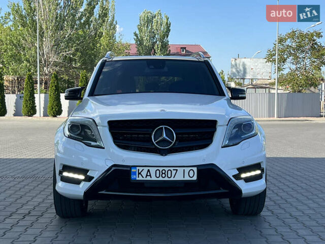 Мерседес ГЛК-Класс 2013 в Одессе на Automoto.ua Белый Мерседес ГЛК-Класс, объемом двигателя 1.99 л и пробегом 114 тыс. км за 17900 $, фото 2 на Automoto.ua
