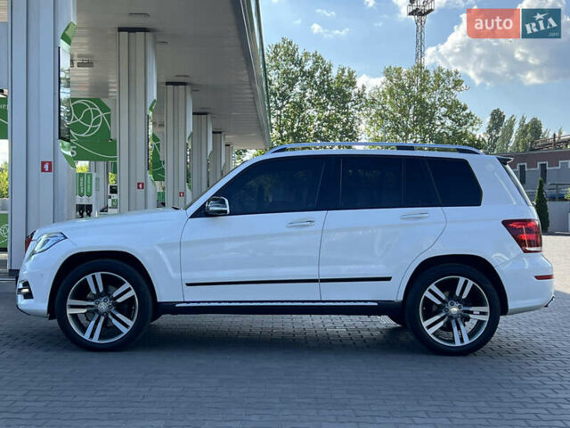Мерседес ГЛК-Класс 2013 в Одессе на Automoto.ua Белый Мерседес ГЛК-Класс, объемом двигателя 1.99 л и пробегом 114 тыс. км за 17900 $, фото 4 на Automoto.ua