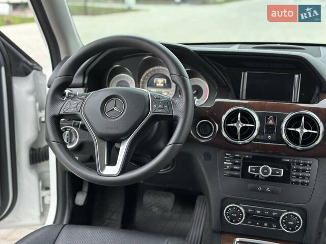 Белый Мерседес ГЛК-Класс, объемом двигателя 2.14 л и пробегом 170 тыс. км за 15500 $, фото 57 на Automoto.ua