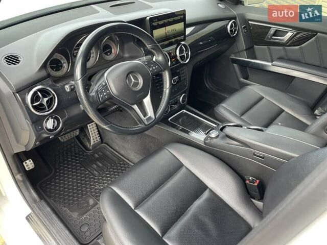 Білий Мерседес ГЛК-Клас, об'ємом двигуна 2.14 л та пробігом 170 тис. км за 17500 $, фото 15 на Automoto.ua