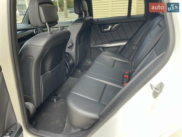 Білий Мерседес ГЛК-Клас, об'ємом двигуна 2.14 л та пробігом 170 тис. км за 17500 $, фото 19 на Automoto.ua