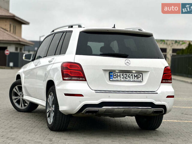 Белый Мерседес ГЛК-Класс, объемом двигателя 2.14 л и пробегом 170 тыс. км за 15500 $, фото 2 на Automoto.ua