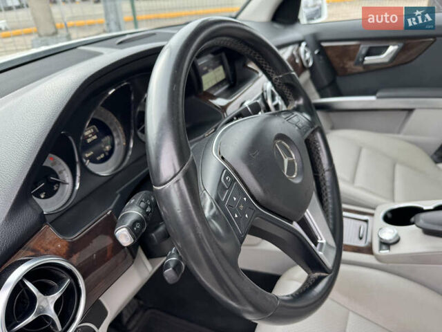 Белый Мерседес ГЛК-Класс, объемом двигателя 3.5 л и пробегом 251 тыс. км за 13990 $, фото 16 на Automoto.ua
