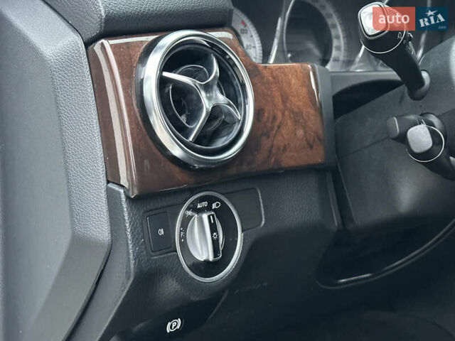 Белый Мерседес ГЛК-Класс, объемом двигателя 2.14 л и пробегом 170 тыс. км за 15500 $, фото 53 на Automoto.ua