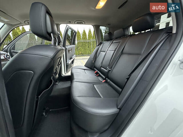 Белый Мерседес ГЛК-Класс, объемом двигателя 2.14 л и пробегом 170 тыс. км за 15500 $, фото 4 на Automoto.ua