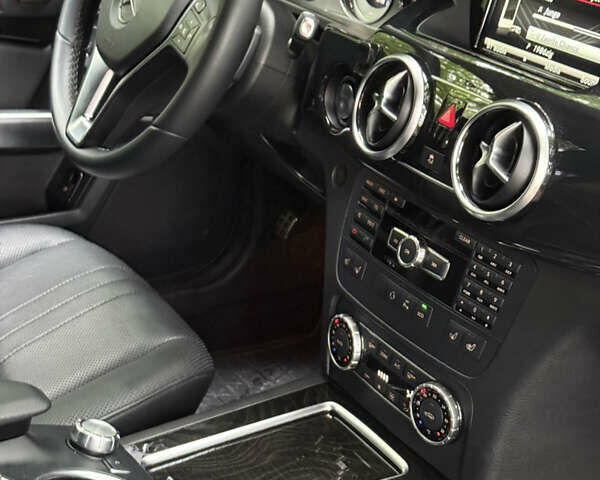 Белый Мерседес ГЛК-Класс, объемом двигателя 2.14 л и пробегом 152 тыс. км за 20222 $, фото 21 на Automoto.ua