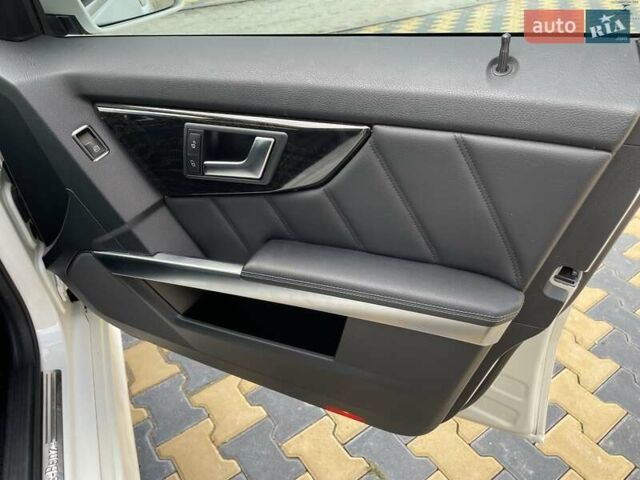 Білий Мерседес ГЛК-Клас, об'ємом двигуна 2.14 л та пробігом 170 тис. км за 17500 $, фото 30 на Automoto.ua