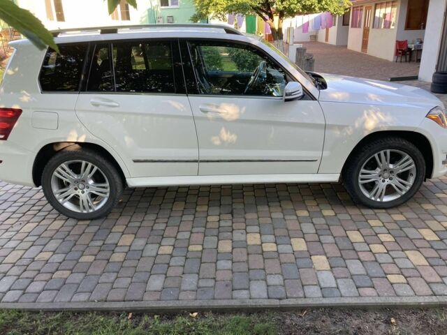 Белый Мерседес ГЛК-Класс, объемом двигателя 2.1 л и пробегом 178 тыс. км за 15500 $, фото 2 на Automoto.ua