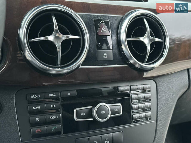 Белый Мерседес ГЛК-Класс, объемом двигателя 2.14 л и пробегом 170 тыс. км за 15500 $, фото 65 на Automoto.ua