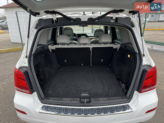 Белый Мерседес ГЛК-Класс, объемом двигателя 3.5 л и пробегом 251 тыс. км за 13990 $, фото 34 на Automoto.ua