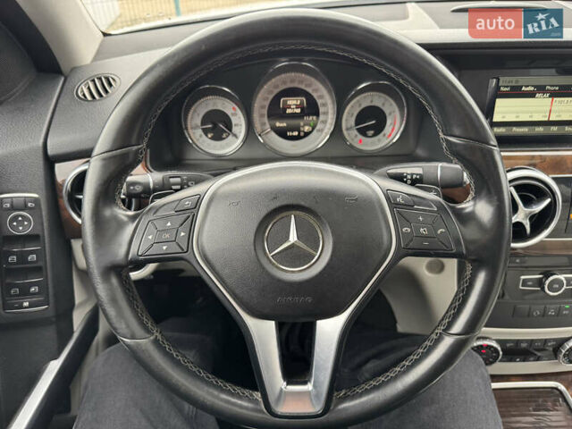 Белый Мерседес ГЛК-Класс, объемом двигателя 3.5 л и пробегом 251 тыс. км за 13990 $, фото 22 на Automoto.ua