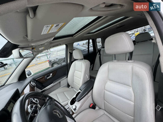 Белый Мерседес ГЛК-Класс, объемом двигателя 3.5 л и пробегом 251 тыс. км за 13990 $, фото 20 на Automoto.ua