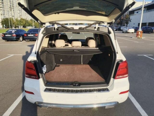 Белый Мерседес ГЛК-Класс, объемом двигателя 0 л и пробегом 79 тыс. км за 12300 $, фото 3 на Automoto.ua