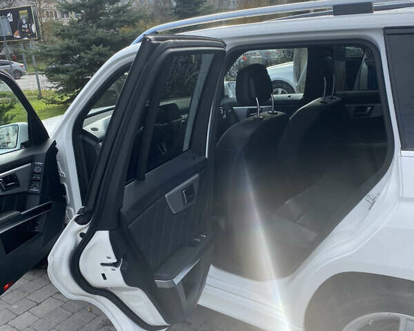 Білий Мерседес ГЛК-Клас, об'ємом двигуна 2.14 л та пробігом 137 тис. км за 34000 $, фото 3 на Automoto.ua