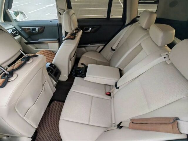 Белый Мерседес ГЛК-Класс, объемом двигателя 0 л и пробегом 79 тыс. км за 12300 $, фото 6 на Automoto.ua