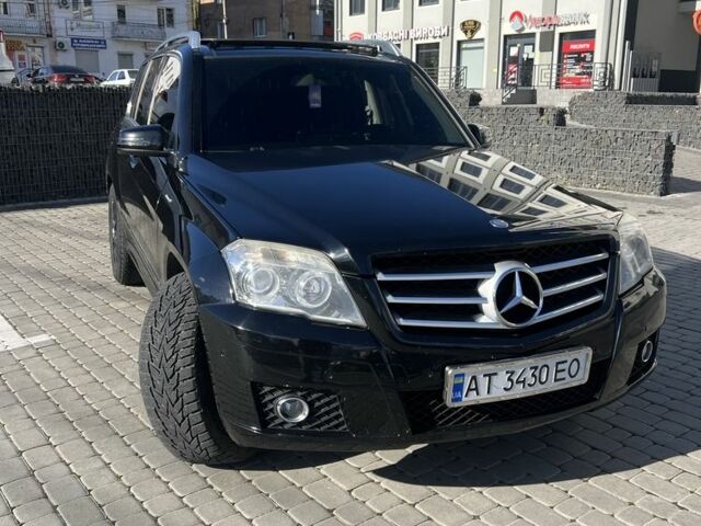 Мерседес ГЛК-Класс 2010 в Коломые на Automoto.ua Черный Мерседес ГЛК-Класс, объемом двигателя 2.1 л и пробегом 261 тыс. км за 11800 $, фото 2 на Automoto.ua