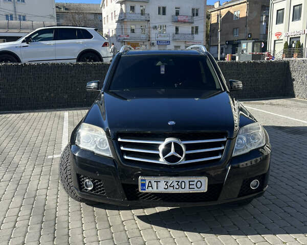 Мерседес ГЛК-Класс 2010 в Коломые на Automoto.ua Черный Мерседес ГЛК-Класс, объемом двигателя 2.14 л и пробегом 261 тыс. км за 11800 $, фото 2 на Automoto.ua