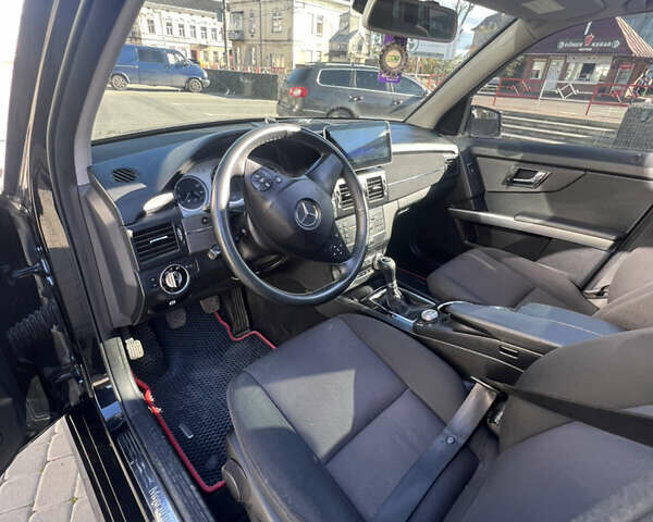 Мерседес ГЛК-Класс 2010 в Коломые на Automoto.ua Черный Мерседес ГЛК-Класс, объемом двигателя 2.14 л и пробегом 261 тыс. км за 11800 $, фото 19 на Automoto.ua