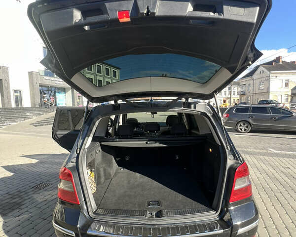 Мерседес ГЛК-Класс 2010 в Коломые на Automoto.ua Черный Мерседес ГЛК-Класс, объемом двигателя 2.14 л и пробегом 261 тыс. км за 11800 $, фото 31 на Automoto.ua