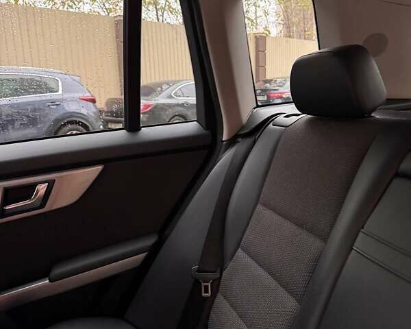 Черный Мерседес ГЛК-Класс, объемом двигателя 2.14 л и пробегом 252 тыс. км за 14100 $, фото 14 на Automoto.ua