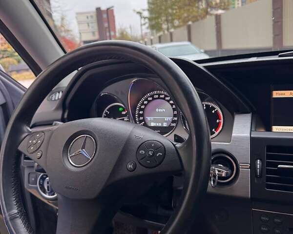 Черный Мерседес ГЛК-Класс, объемом двигателя 2.14 л и пробегом 252 тыс. км за 14100 $, фото 9 на Automoto.ua