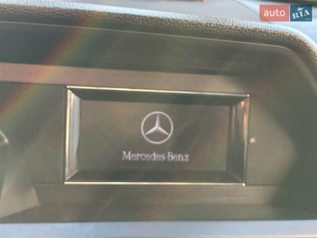 Черный Мерседес ГЛК-Класс, объемом двигателя 2.14 л и пробегом 280 тыс. км за 12650 $, фото 111 на Automoto.ua