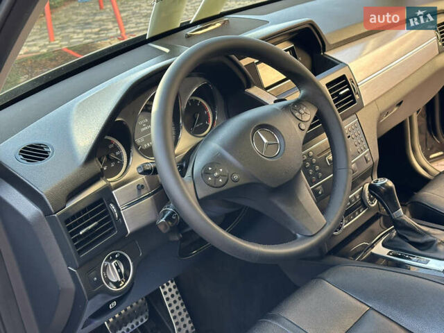 Черный Мерседес ГЛК-Класс, объемом двигателя 2.14 л и пробегом 280 тыс. км за 12650 $, фото 117 на Automoto.ua