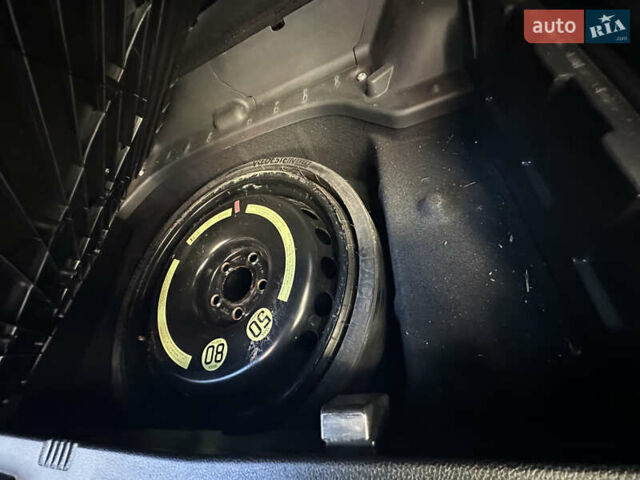 Черный Мерседес ГЛК-Класс, объемом двигателя 2.14 л и пробегом 280 тыс. км за 12650 $, фото 184 на Automoto.ua