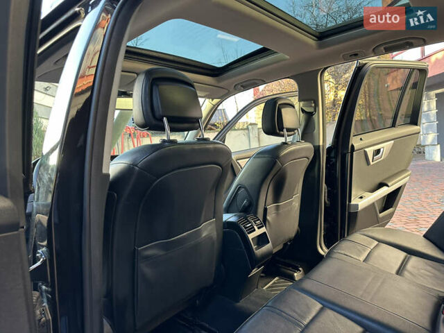 Черный Мерседес ГЛК-Класс, объемом двигателя 2.14 л и пробегом 280 тыс. км за 12650 $, фото 157 на Automoto.ua