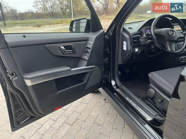 Черный Мерседес ГЛК-Класс, объемом двигателя 2.14 л и пробегом 211 тыс. км за 13900 $, фото 14 на Automoto.ua
