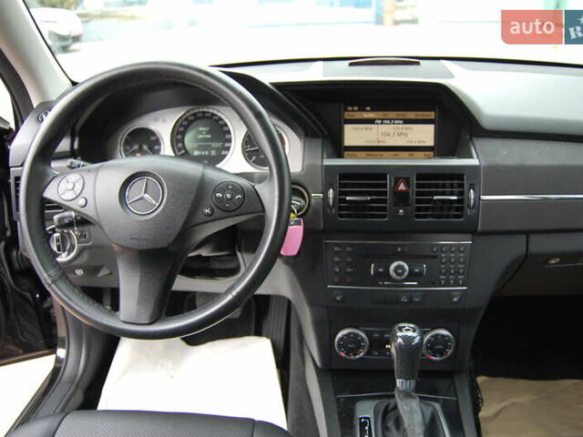Чорний Мерседес ГЛК-Клас, об'ємом двигуна 2.14 л та пробігом 287 тис. км за 11800 $, фото 23 на Automoto.ua