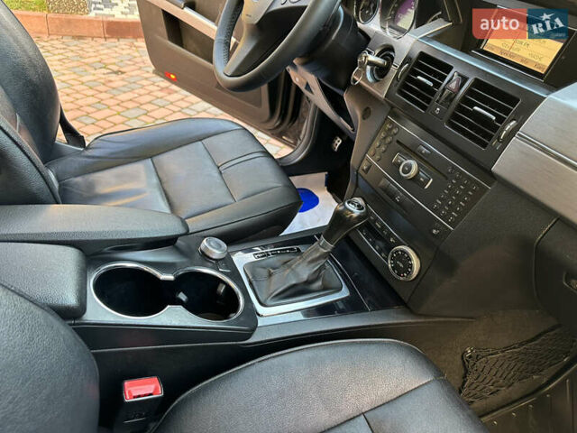 Черный Мерседес ГЛК-Класс, объемом двигателя 2.14 л и пробегом 280 тыс. км за 12650 $, фото 143 на Automoto.ua