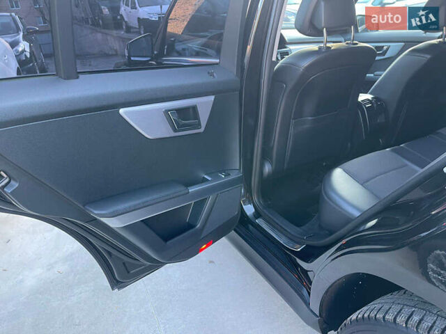 Черный Мерседес ГЛК-Класс, объемом двигателя 2.2 л и пробегом 265 тыс. км за 14700 $, фото 28 на Automoto.ua