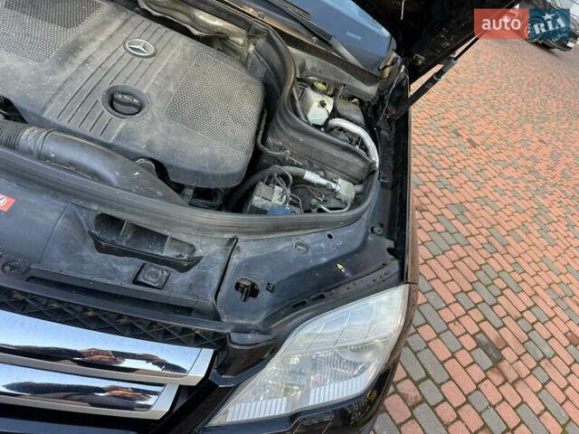Черный Мерседес ГЛК-Класс, объемом двигателя 2.14 л и пробегом 280 тыс. км за 12650 $, фото 188 на Automoto.ua
