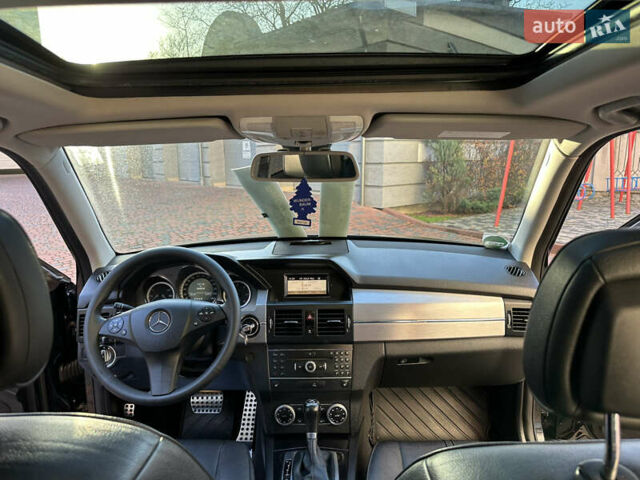 Черный Мерседес ГЛК-Класс, объемом двигателя 2.14 л и пробегом 280 тыс. км за 12650 $, фото 132 на Automoto.ua