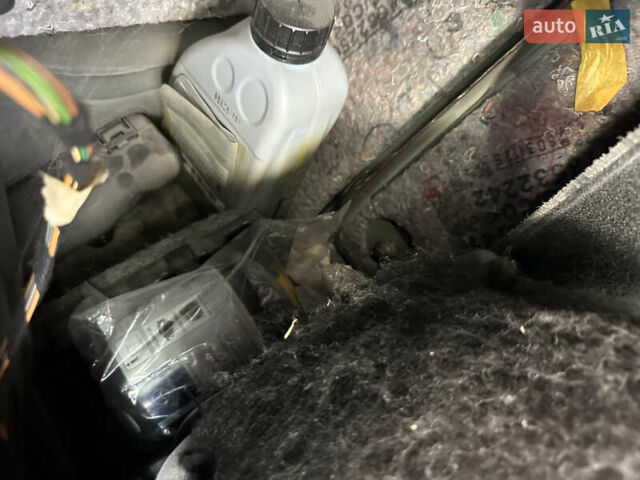 Черный Мерседес ГЛК-Класс, объемом двигателя 2.14 л и пробегом 280 тыс. км за 12650 $, фото 182 на Automoto.ua