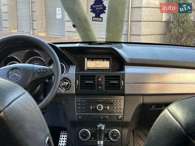 Черный Мерседес ГЛК-Класс, объемом двигателя 2.14 л и пробегом 280 тыс. км за 12650 $, фото 134 на Automoto.ua