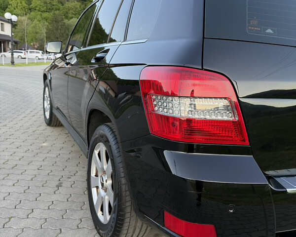 Чорний Мерседес ГЛК-Клас, об'ємом двигуна 2.14 л та пробігом 326 тис. км за 14600 $, фото 3 на Automoto.ua